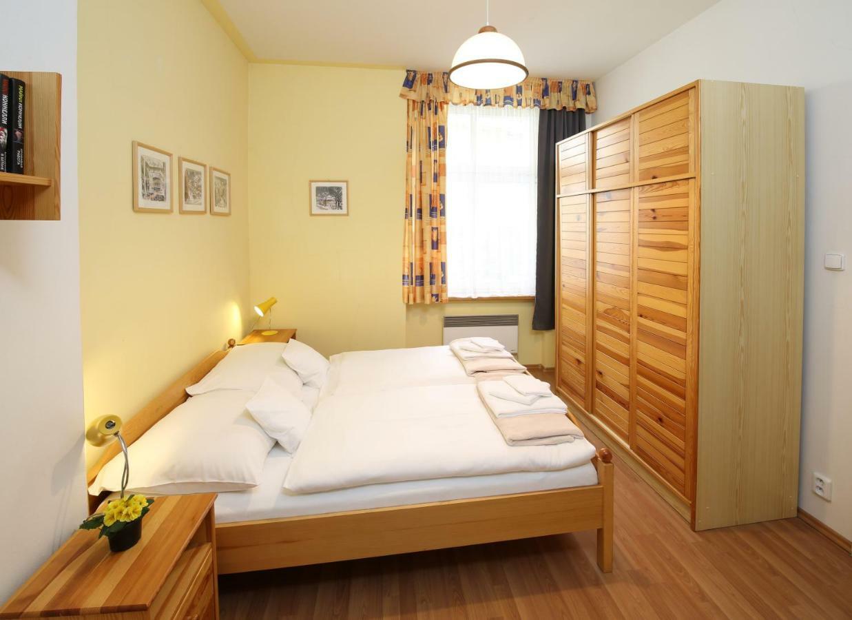 Apartman Ondrejska Karlowe Wary Zewnętrze zdjęcie